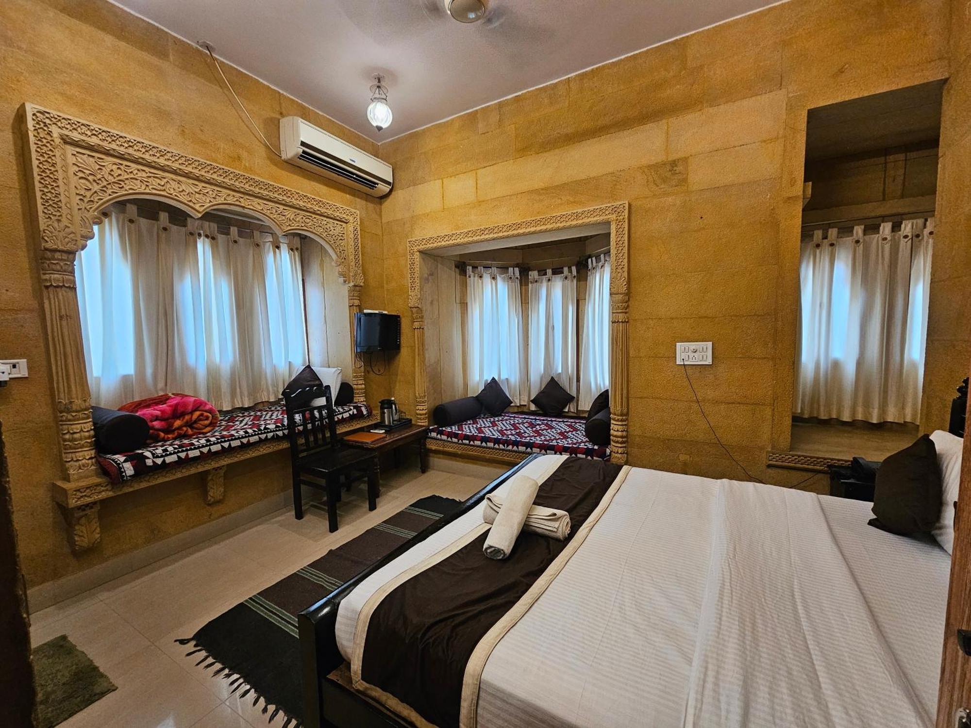Hotel Royal Haveli Jaisalmer Eksteriør bilde